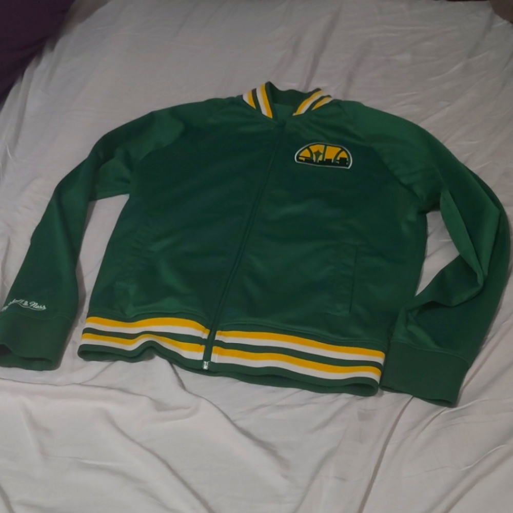 Mitchell & Ness Supersonics satin track jacket